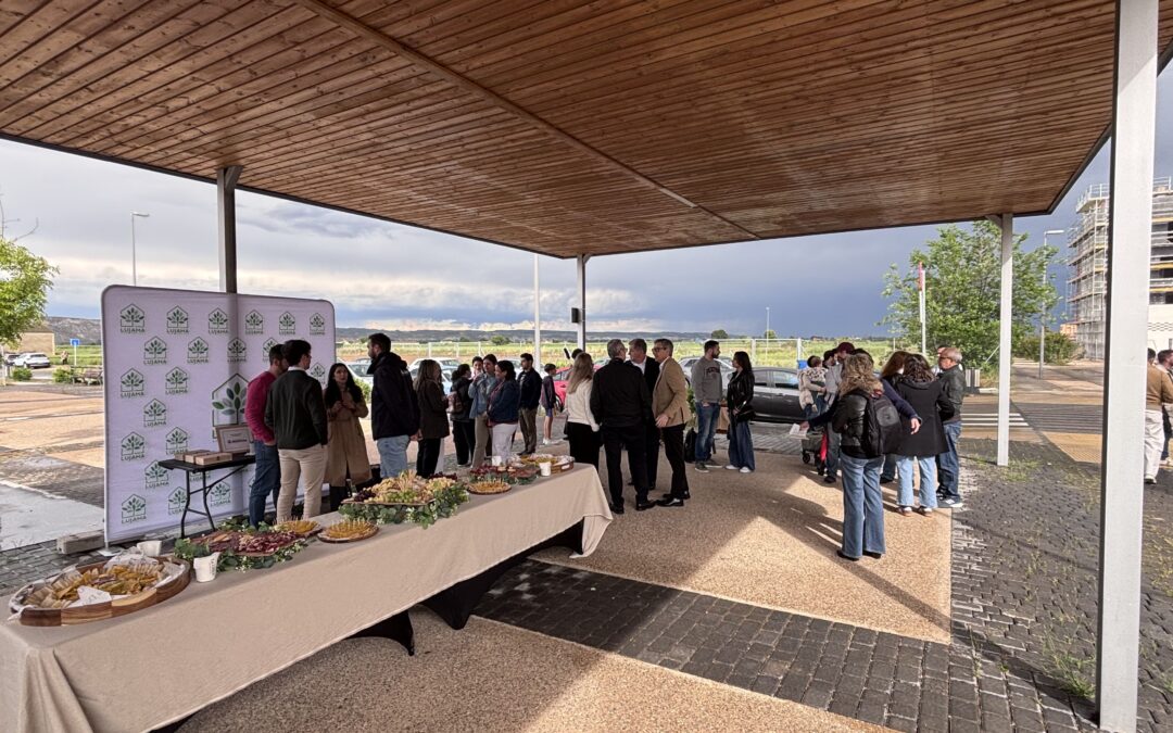 Celebración del Acto de colocación de la primera piedra de Residencial Acacias